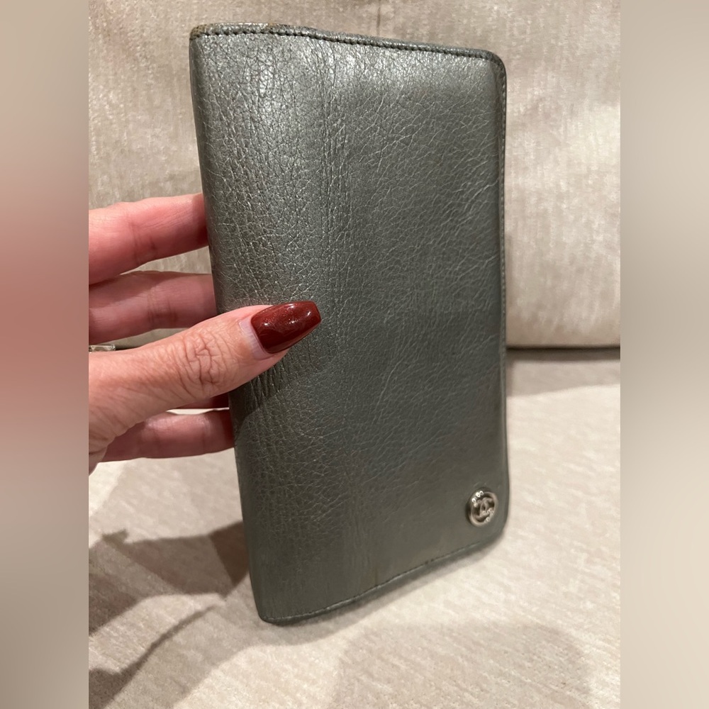 Chanel Authentic Gray Leather Wallet w COA and Hologram Intact